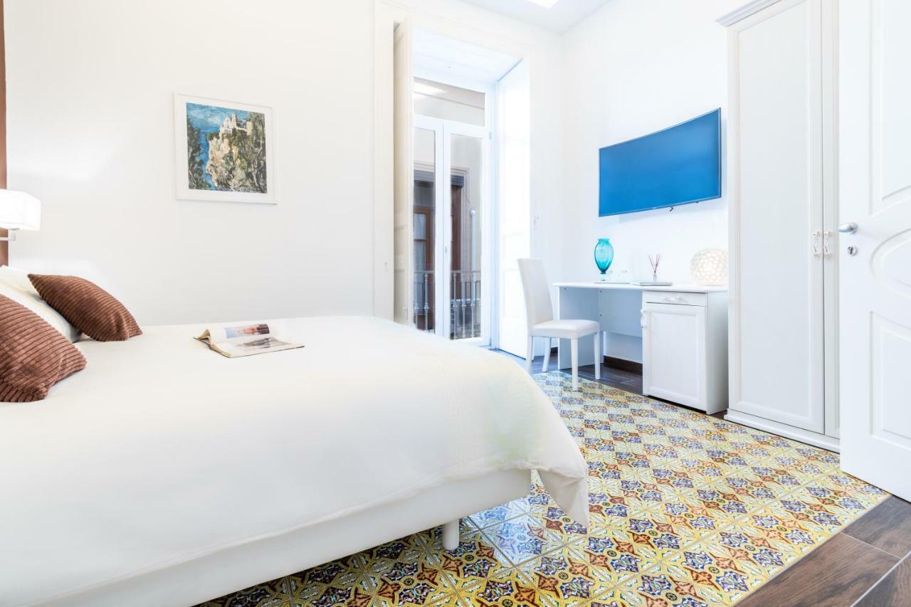 Suites Sorrento Elegance Bagian luar foto